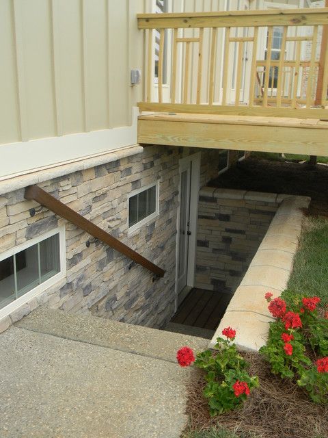 Basement Entry & Walkout